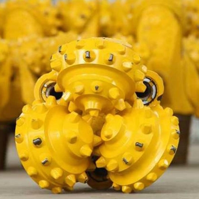 IADC / API / TCI Tricone Rock Roller Bits Tungsten Carbide Steel Mill Răng cho ngành công nghiệp đóng cọc khoan quay