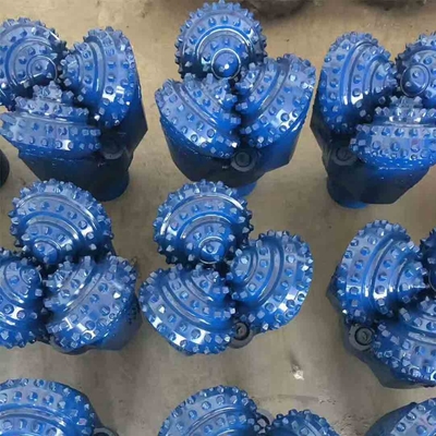 IADC / API / TCI Tricone Rock Roller Bits Tungsten Carbide Steel Mill Răng cho ngành công nghiệp đóng cọc khoan quay